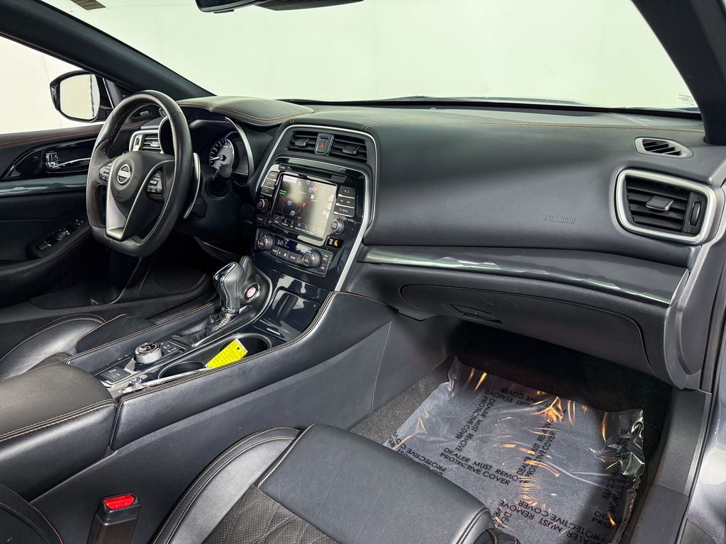 2023 Nissan Maxima SR