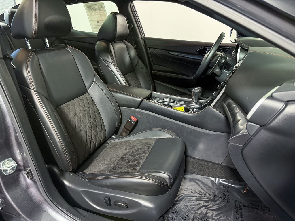 2023 Nissan Maxima SR