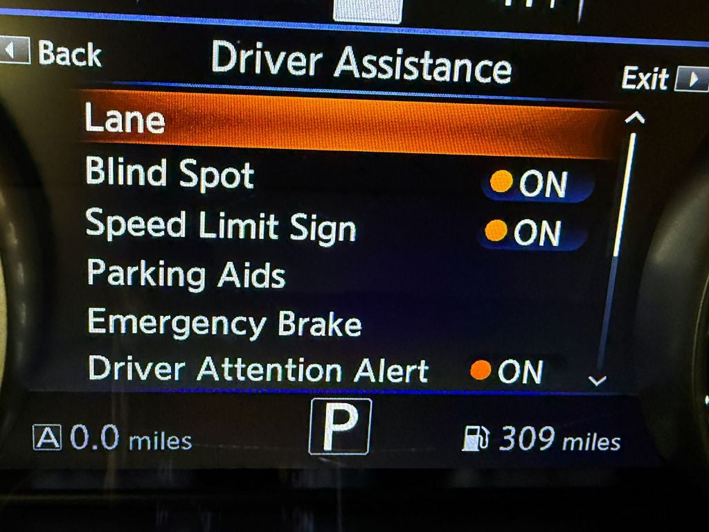 2023 Nissan Maxima SR