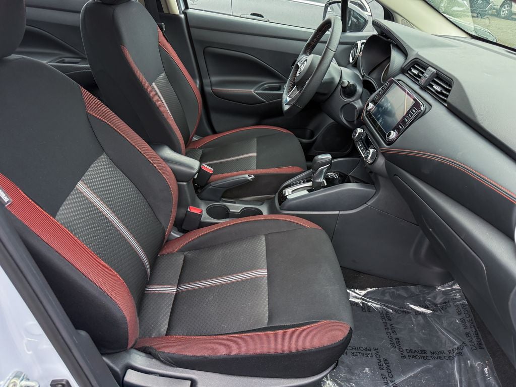 2025 Nissan Versa 1.6 SR