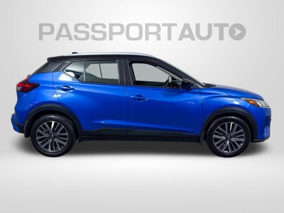 2022 Nissan Kicks SV