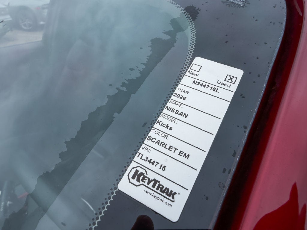 2026 Nissan Kicks SR