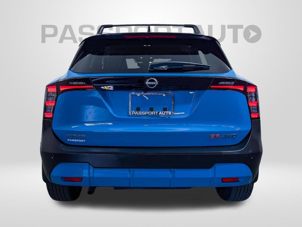 2026 Nissan Kicks SR