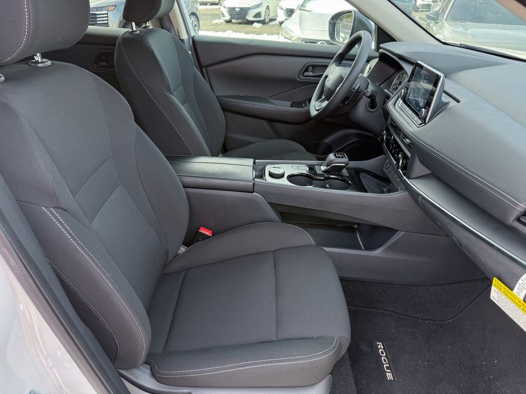 2025 Nissan Rogue S