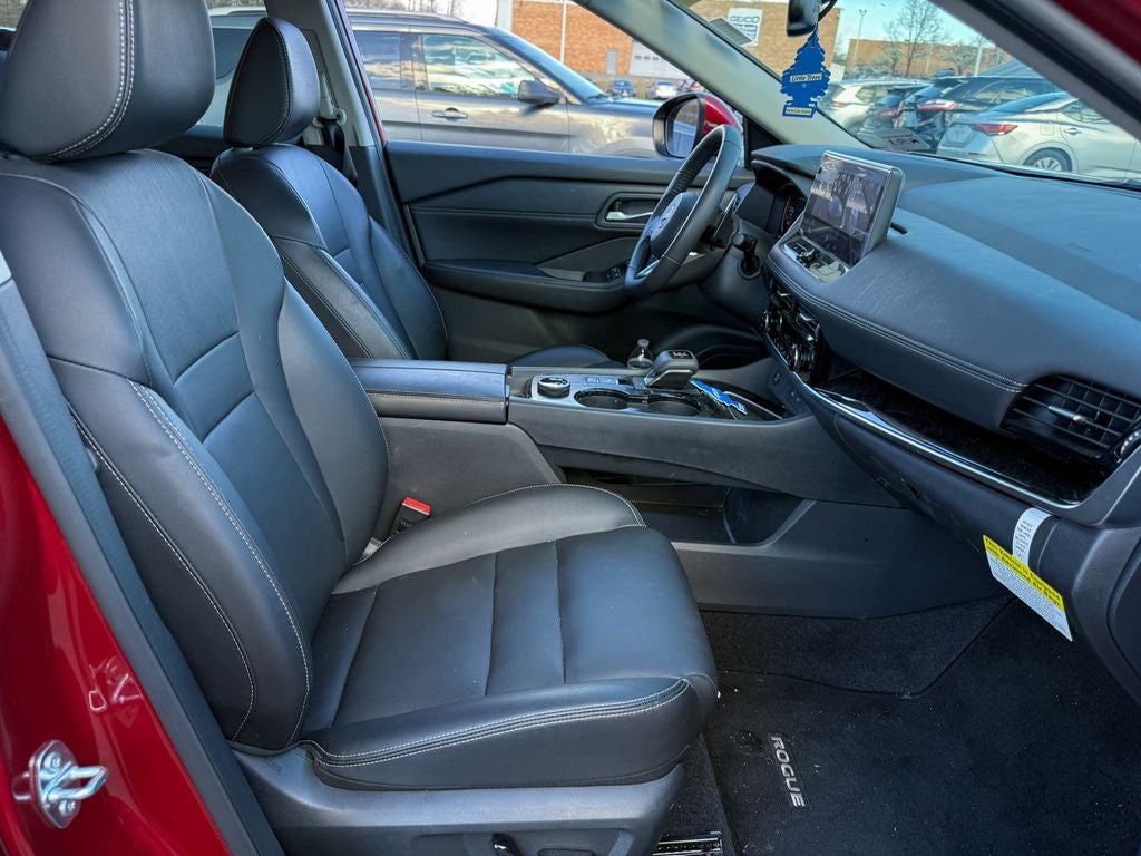 2024 Nissan Rogue SL