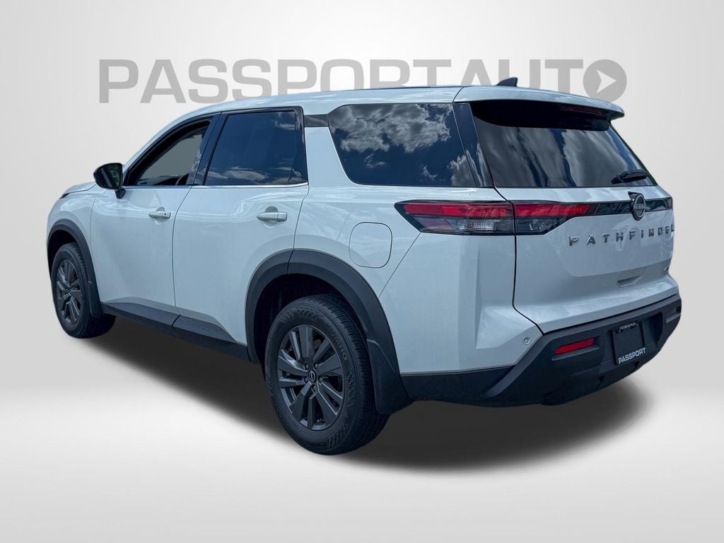 2024 Nissan Pathfinder S