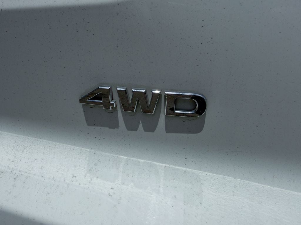2024 Nissan Pathfinder S