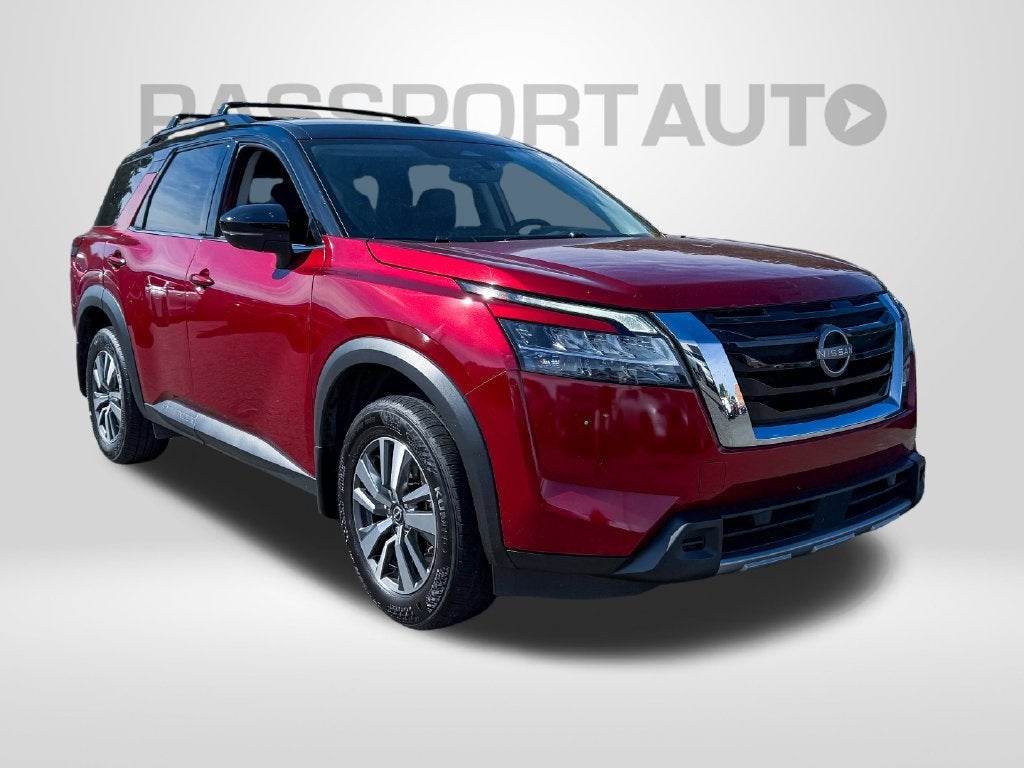 2024 Nissan Pathfinder SL