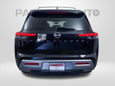 2025 Nissan Pathfinder SL