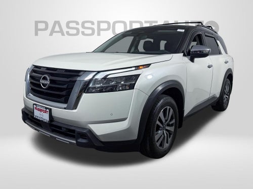2024 Nissan Pathfinder SL