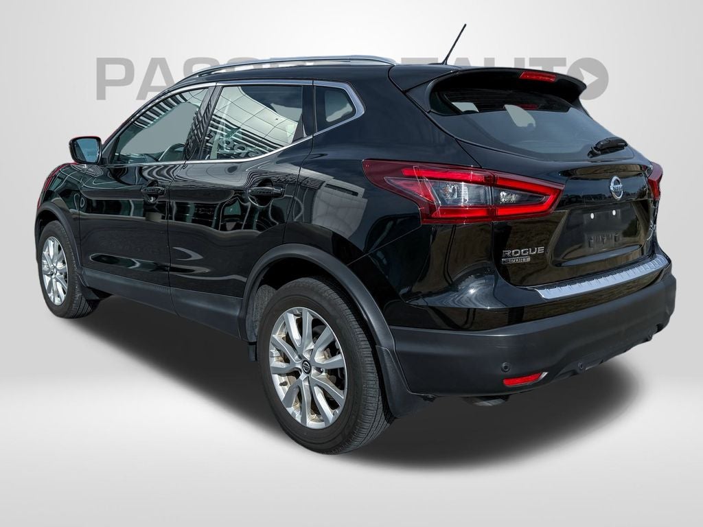 2022 Nissan Rogue Sport SV