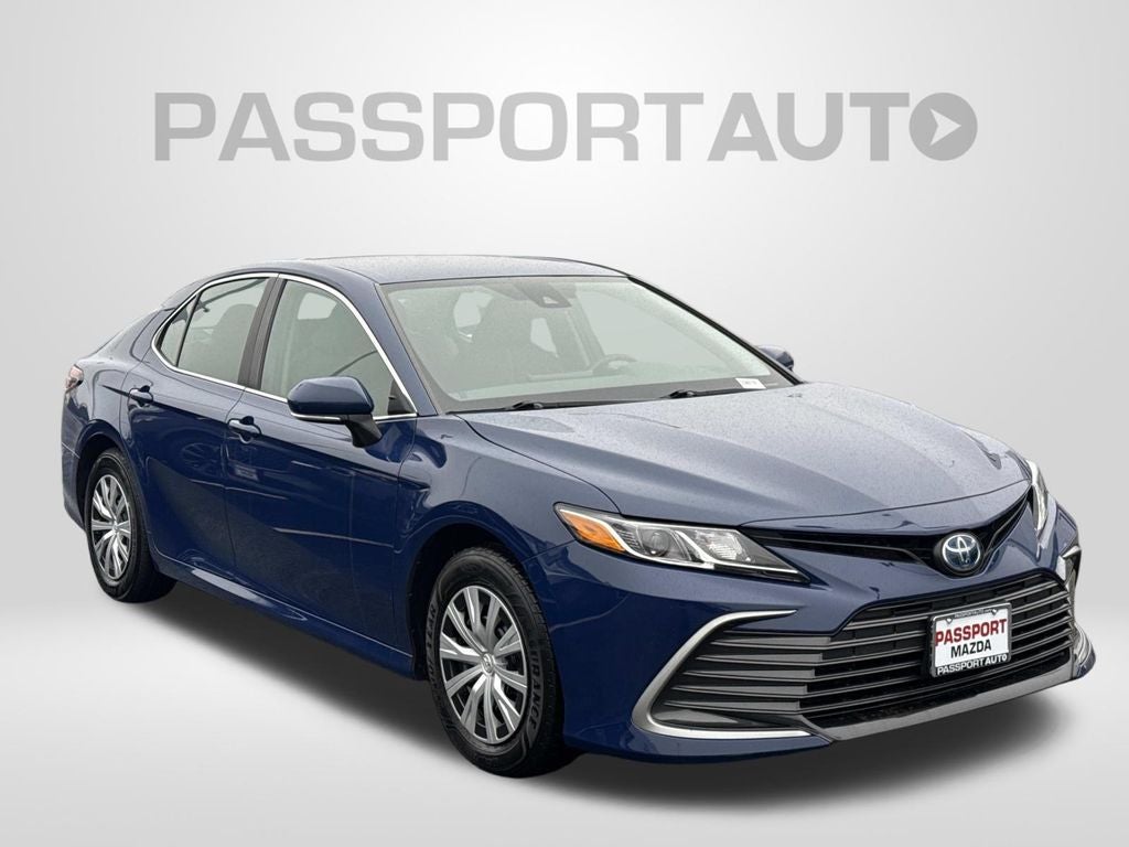 2023 Toyota Camry Hybrid LE