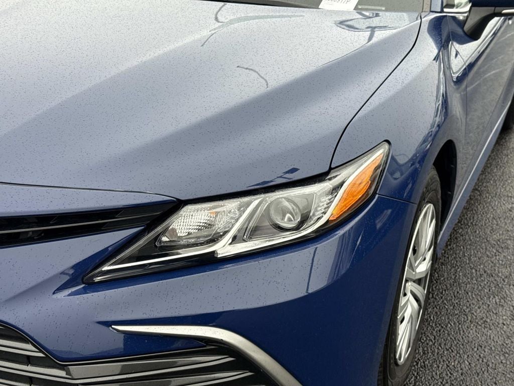2023 Toyota Camry Hybrid LE