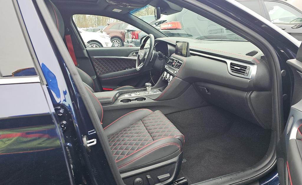 2023 Genesis G70 3.3T