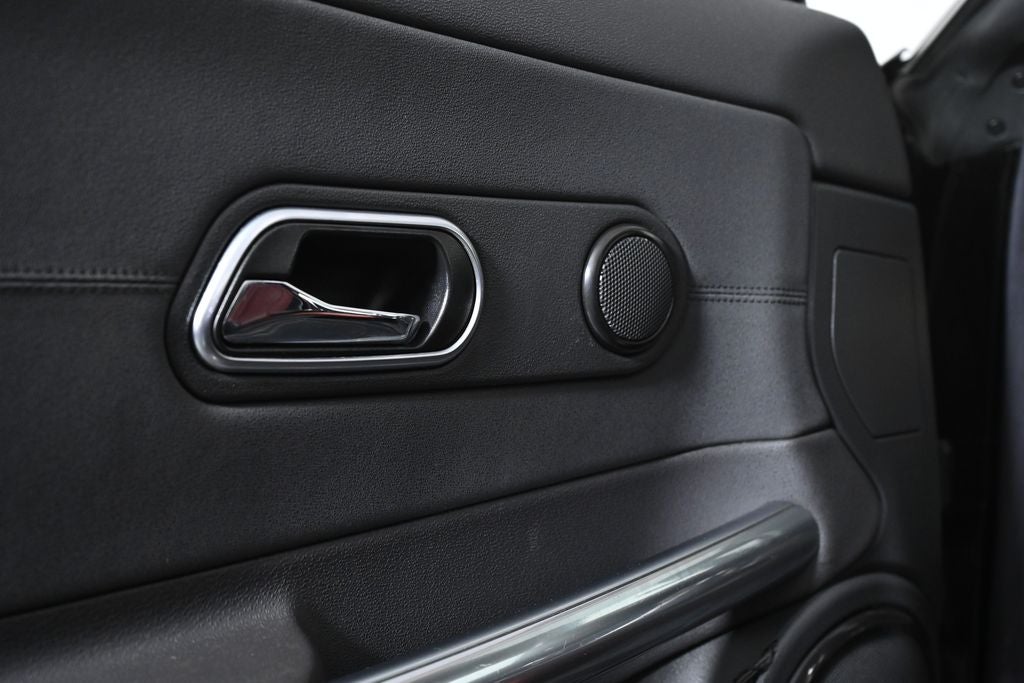 2005 Chrysler Crossfire Base