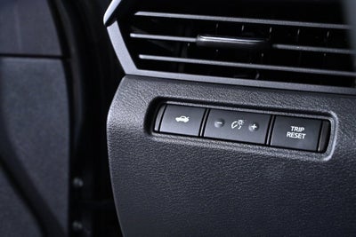 2022 Nissan Altima 2.5 SR Nissan Certified