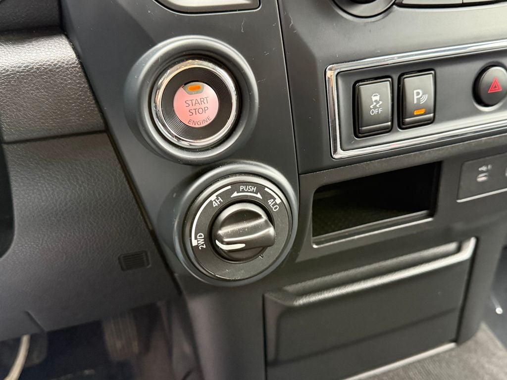 2024 Nissan Titan SV