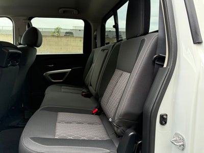 2024 Nissan Titan SV