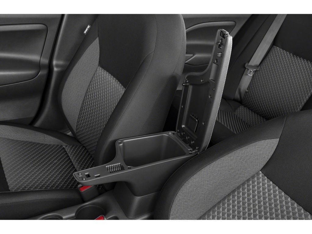 2022 Nissan Versa 1.6 S
