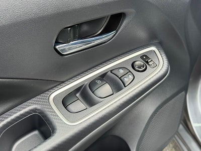 2025 Nissan Versa 1.6 SR Nissan Certified