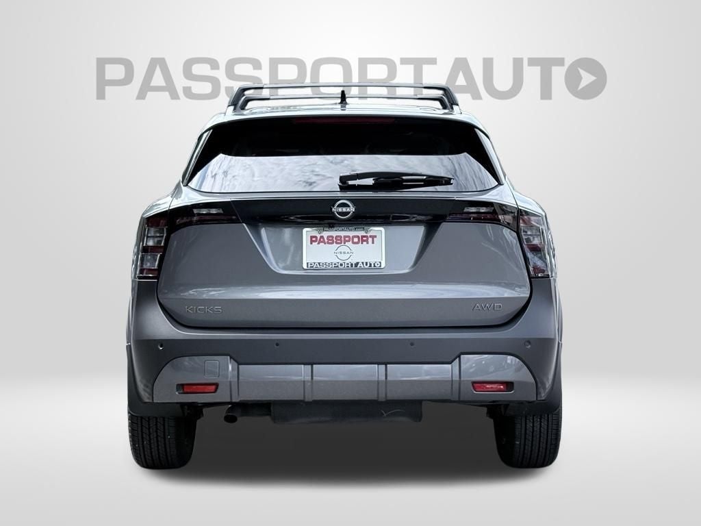 2026 Nissan Kicks SV