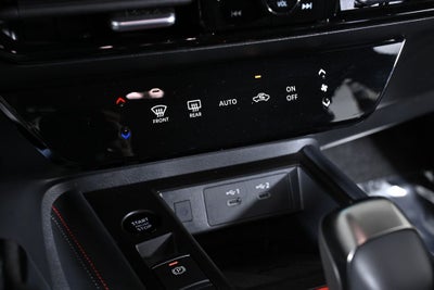 2025 Nissan Kicks SR Nissan Certified