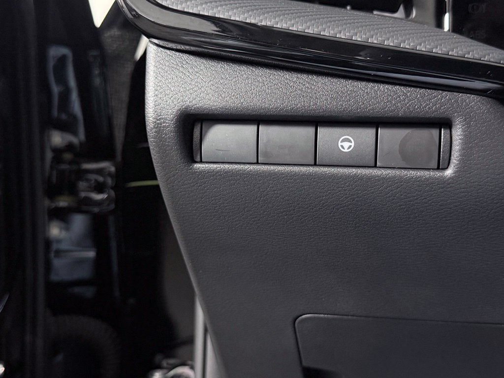 2026 Nissan Kicks SR Nissan Certified