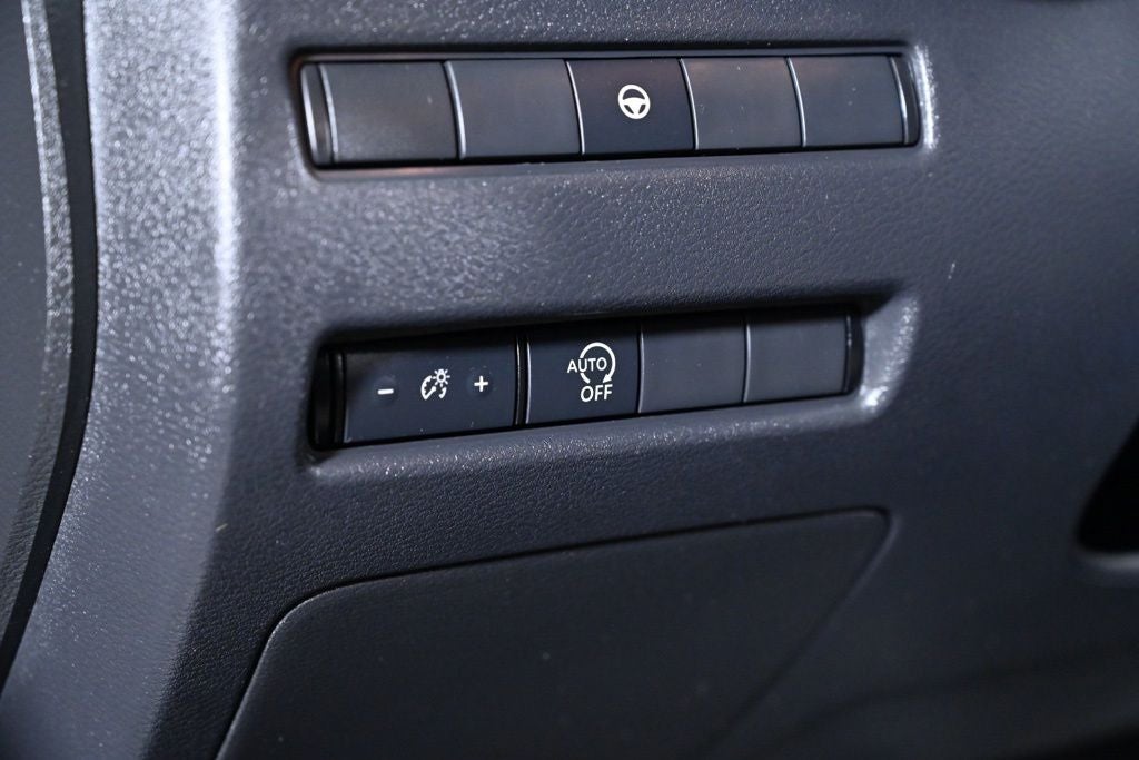 2023 Nissan Rogue SV Nissan Certified