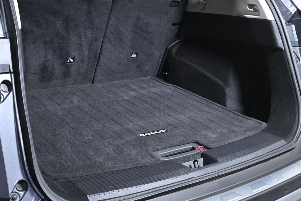 2022 Nissan Rogue SV Nissan Certified