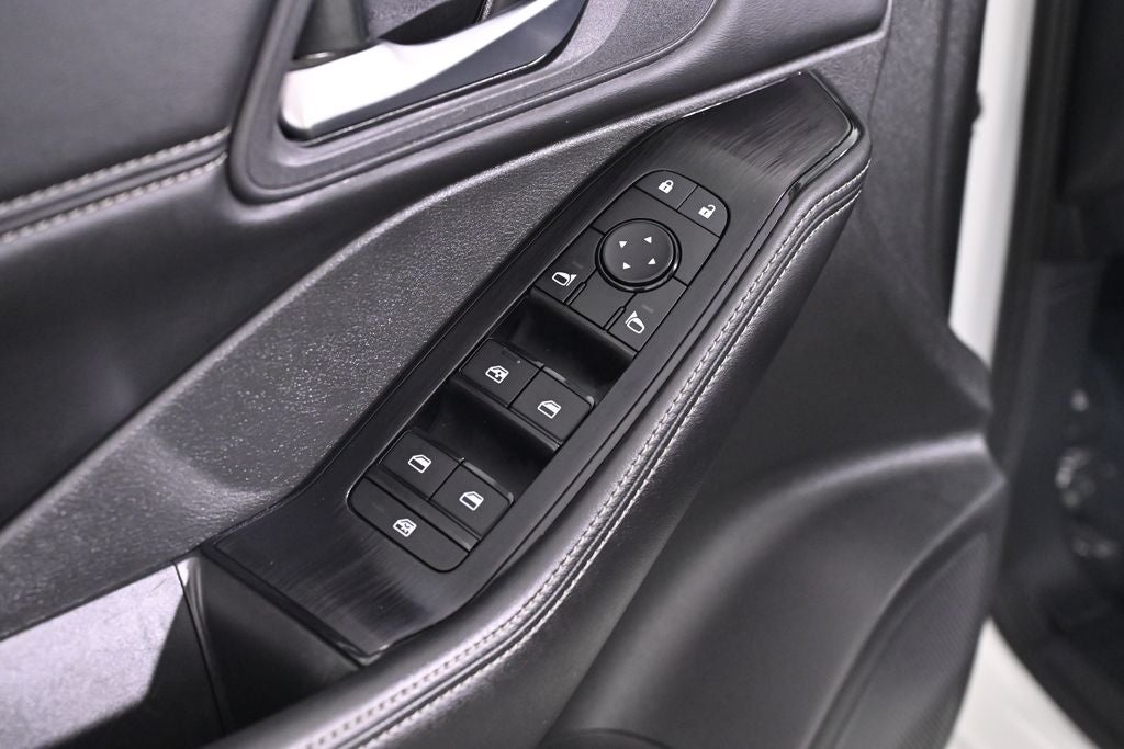 2023 Nissan Rogue SV Premium