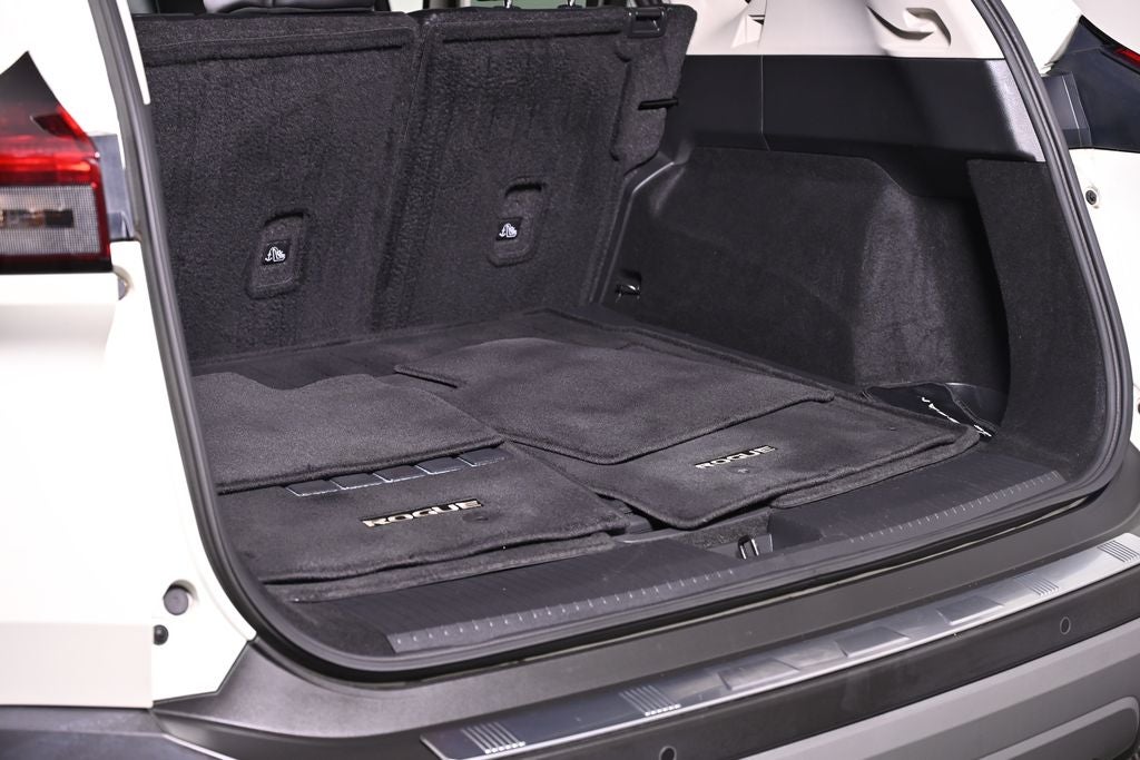 2023 Nissan Rogue SV Premium