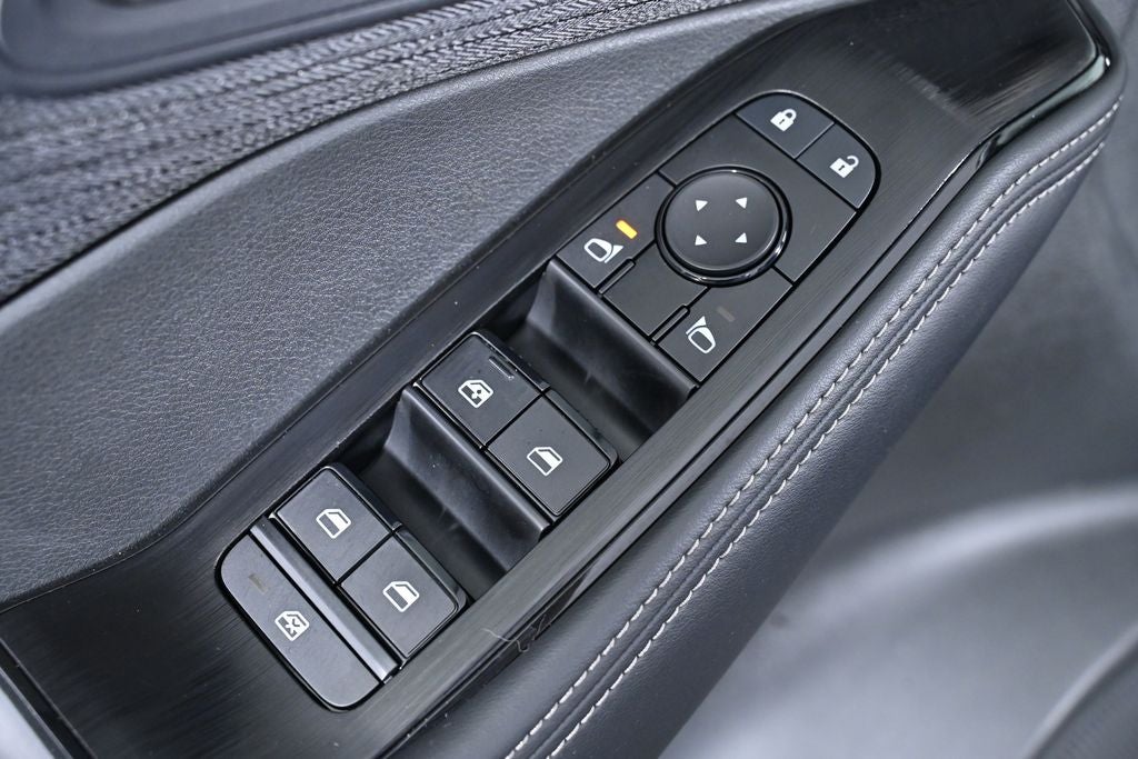 2023 Nissan Rogue SV Nissan Certified