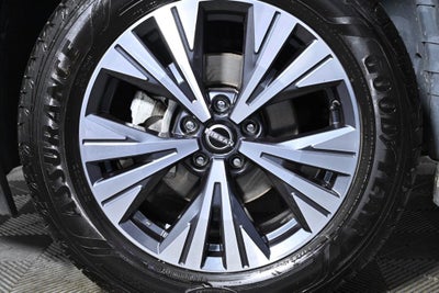 2023 Nissan Rogue SV Nissan Certified