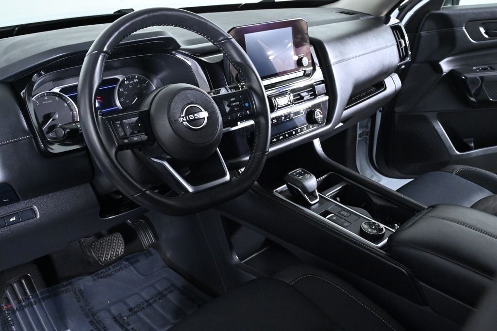 2025 Nissan Pathfinder SV Nissan Certified