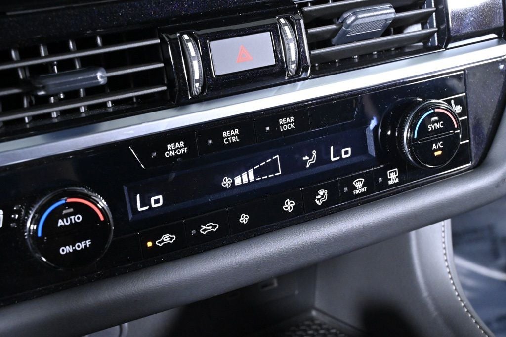 2025 Nissan Pathfinder SV Nissan Certified