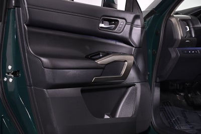 2025 Nissan Pathfinder Platinum Nissan Certified