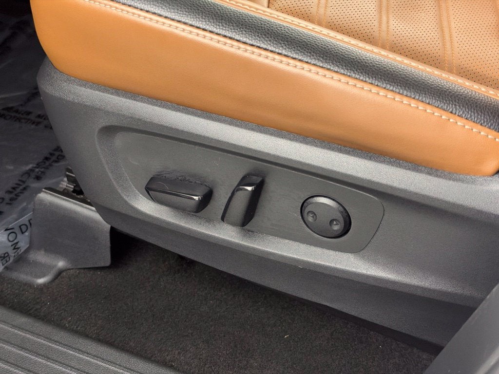 2023 Nissan Pathfinder Platinum Nissan Certified