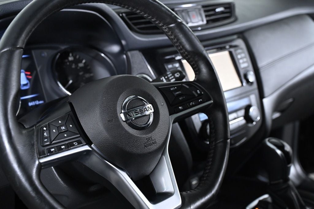 2017 Nissan Rogue SL