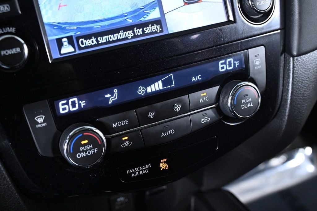 2017 Nissan Rogue SL