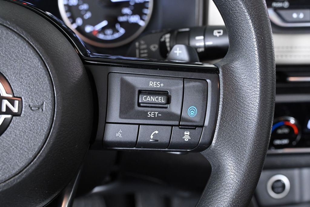 2023 Nissan Rogue SV Nissan Certified