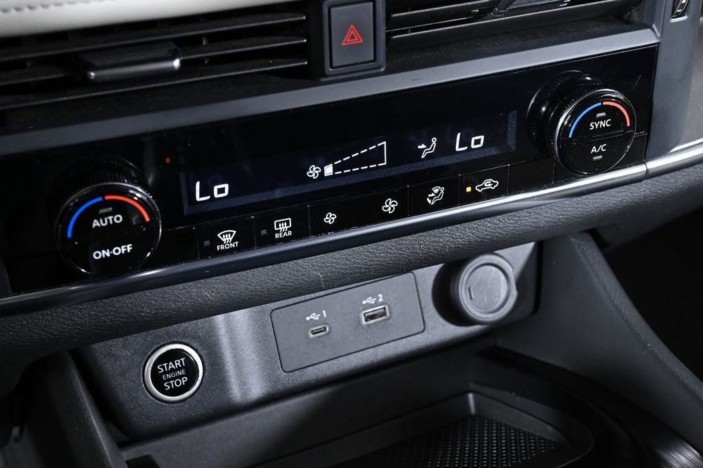 2023 Nissan Rogue SV Nissan Certified