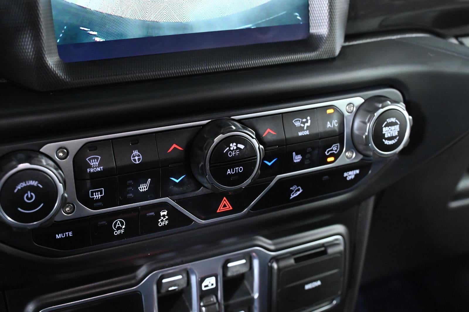 2020 Jeep Wrangler Unlimited Sahara Altitude