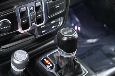 2020 Jeep Wrangler Unlimited Sahara Altitude