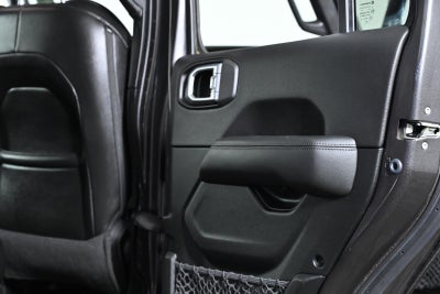 2020 Jeep Wrangler Unlimited Sahara Altitude