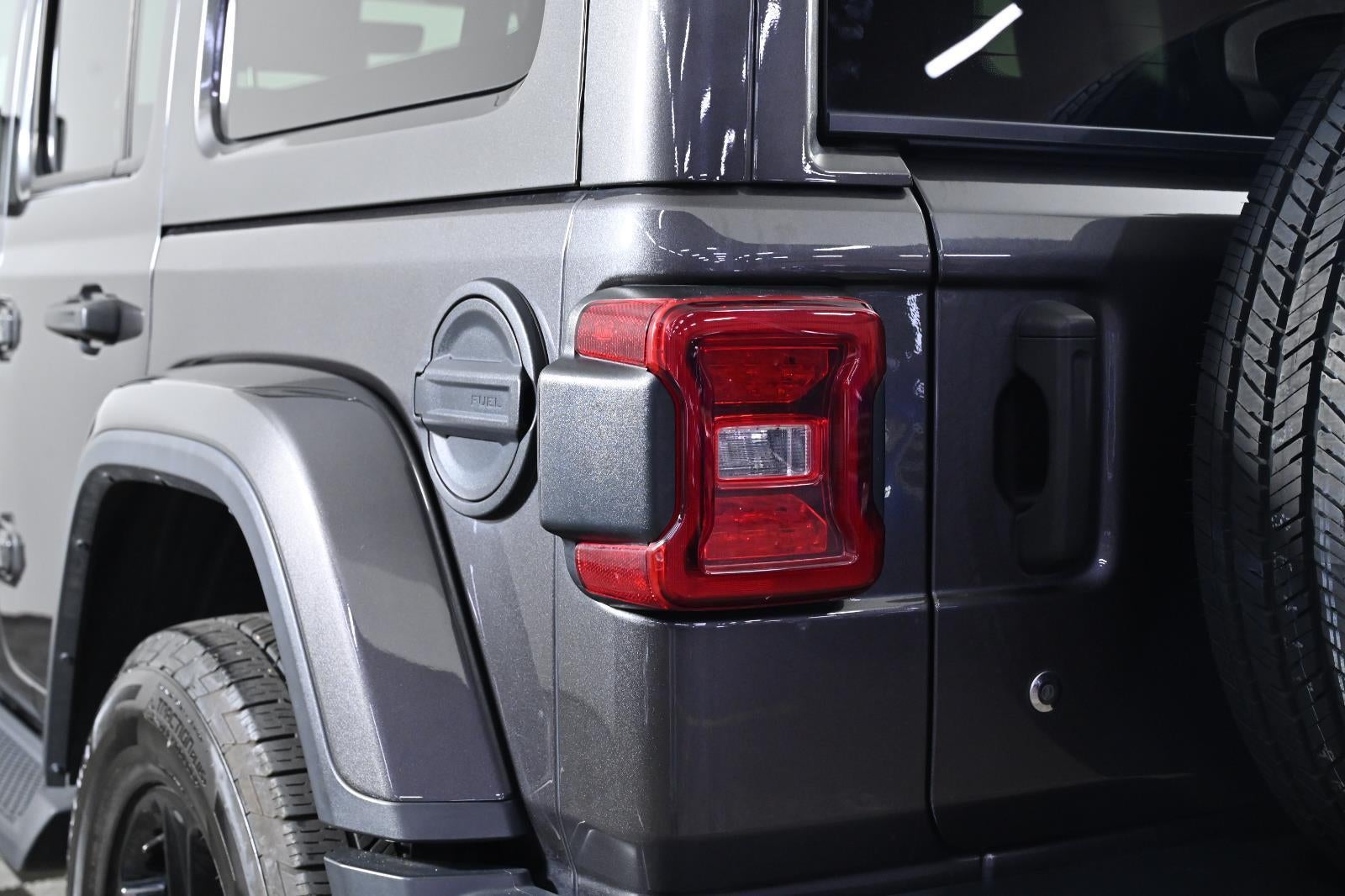 2020 Jeep Wrangler Unlimited Sahara Altitude