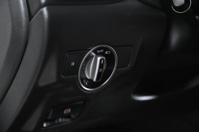 2019 INFINITI QX30 LUXE