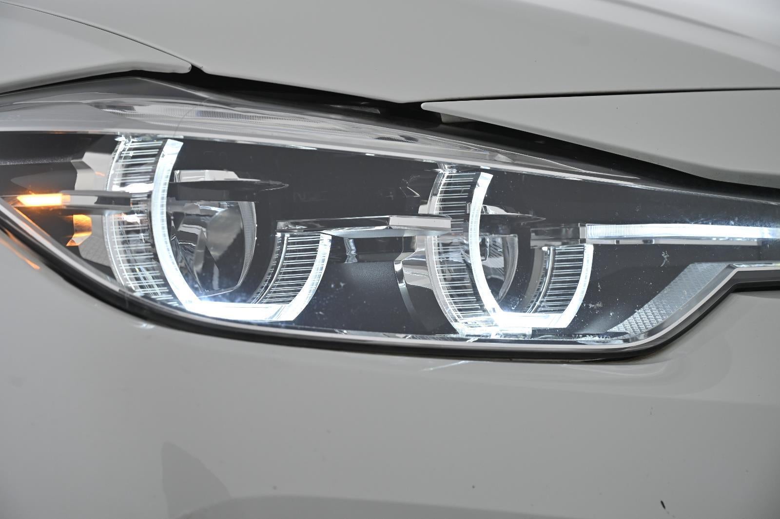 2018 BMW 3 Series 320i xDrive