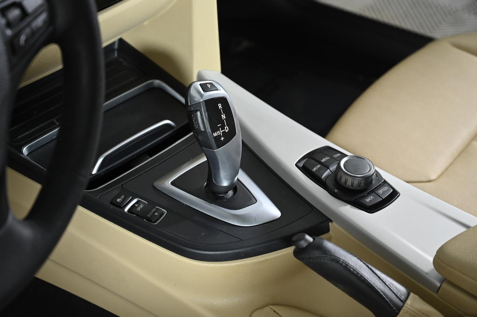 2018 BMW 3 Series 320i xDrive