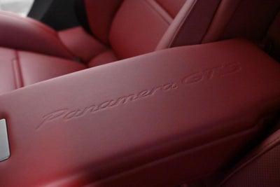 2020 Porsche Panamera GTS