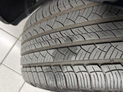 2022 Porsche Macan AWD